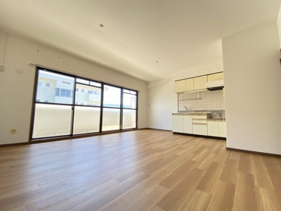 【居間・リビング】 | フローラル道善