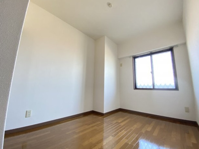 【寝室】 | フローラル道善