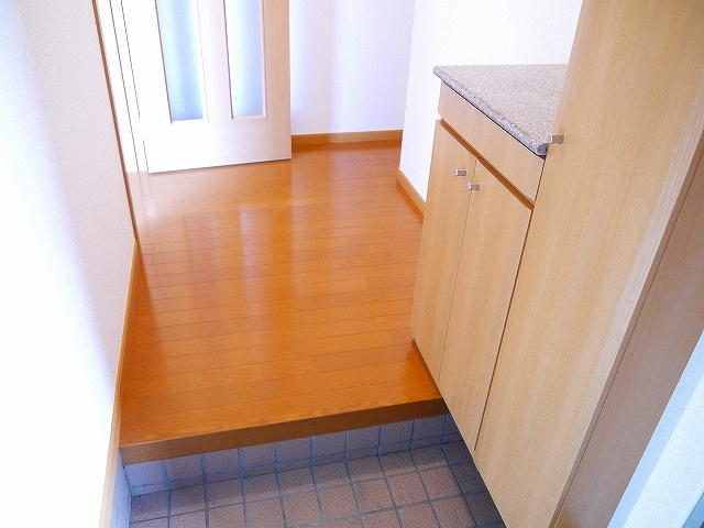 ベルコート（上之庄）の玄関|ゆったりとした玄関です