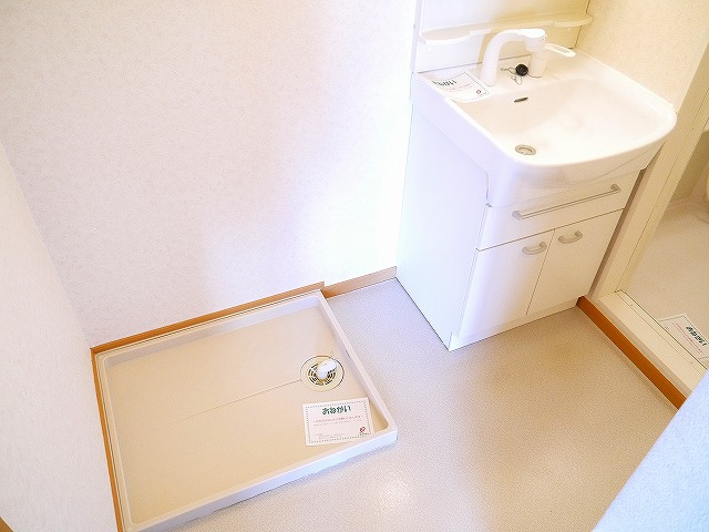 ベルコート（上之庄）の設備|室内洗濯置き場