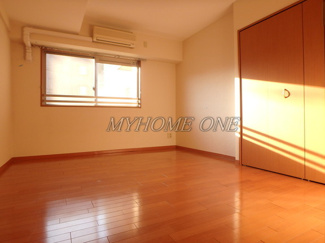 【洋室】 | グランパティオ | 洋室7.7帖