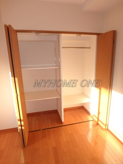 【洋室】 | グランパティオ | 洋室7.7帖収納