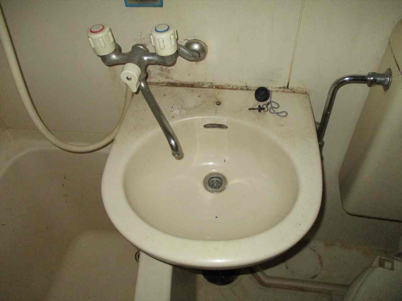 マンションAA｜名古屋市の賃貸ならMy賃貸の洗面所|マンションAA
＊清掃前