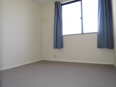 【洋室】 | 蘭 | 家具家電無しのお部屋になります。