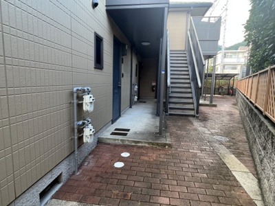 【エントランス】 | フルール岡本