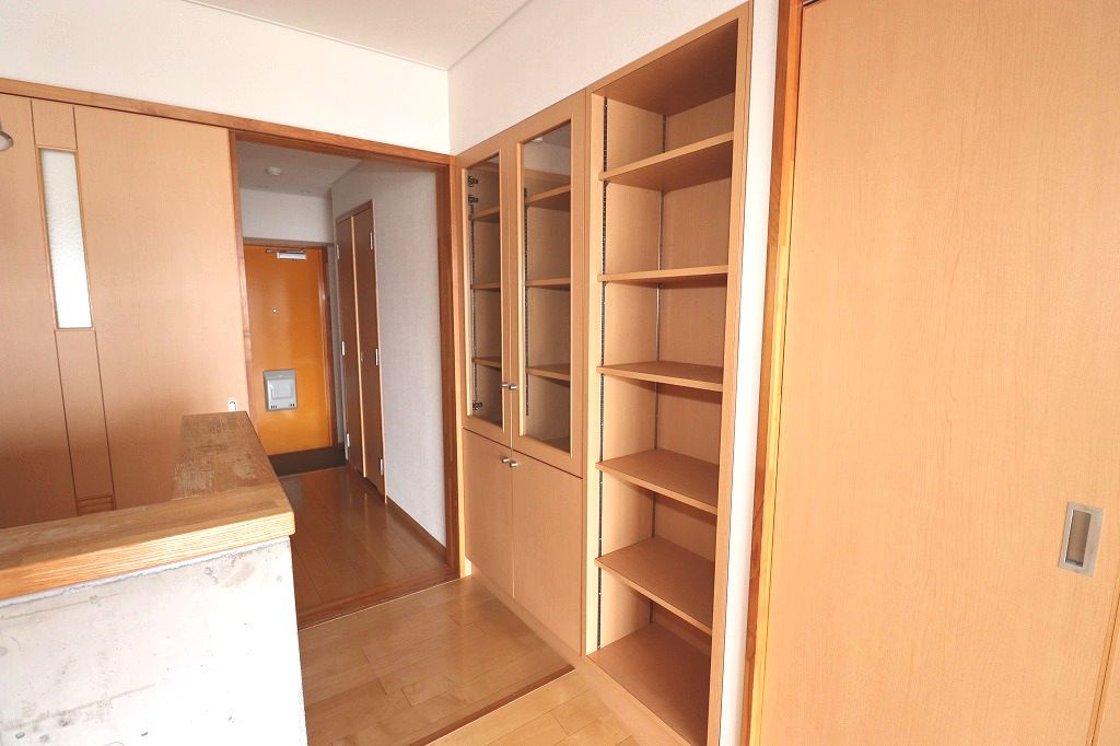 カーサ地球33番地の内装|内装は落ち着いています