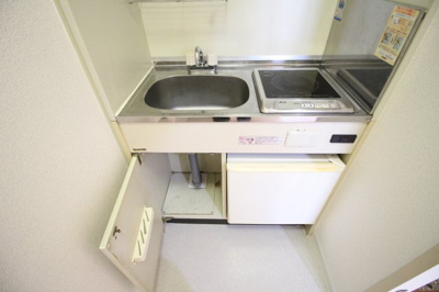  | パレロイヤルビル | キッチン収納部分