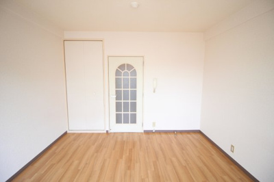 【洋室】 | パレロイヤルビル