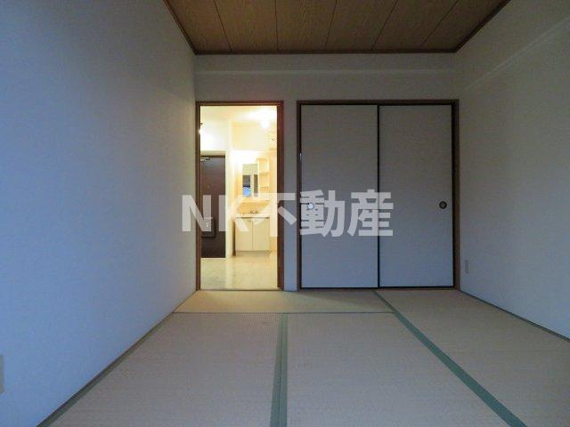 【和室】 | スカイハイツ（長田賃貸） | 畳の上でゆっくりとくつろげる和室です