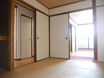 欧風館の居間・リビング