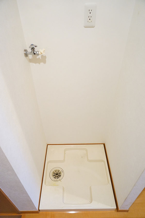 カーサビアンコ成田空港のその他|室内洗濯機置場