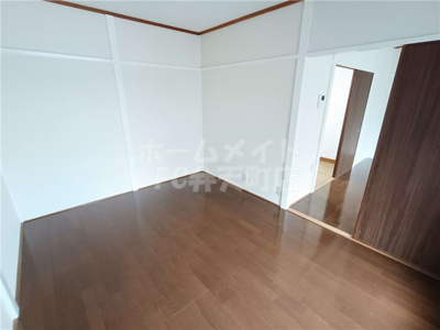 【寝室】 | 夕凪ハイツ | 使い勝手のいい寝室です