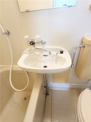 【洗面所】 | 夕凪ハイツ | コンパクトで使いやすい洗面所