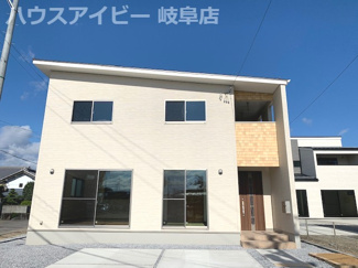 【外観】 | 岐阜市中　新築建売　全4棟　18帖以上の広々空間　駐車場3台可能！　WIC・SIC・パントリー付き！