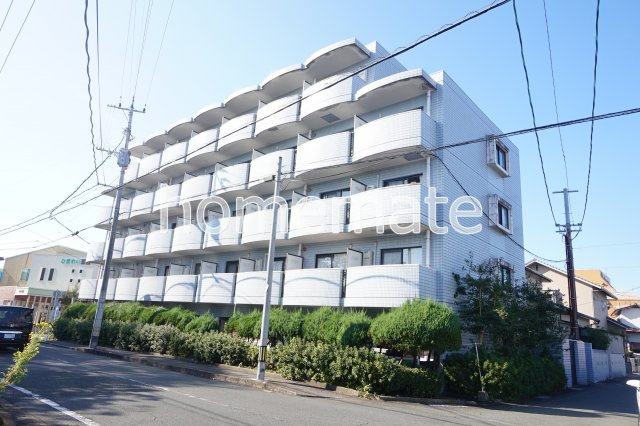  メゾン・ド・シェフ・リウー の外観