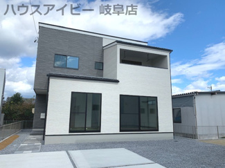 【外観】 | 岐阜市中　新築建売　全4棟　18帖以上の広々空間　駐車場3台可能！　WIC・SIC・パントリー付き！