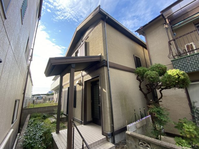 大東市御供田5丁目中古戸建ての外観|■きれいな外観です♪