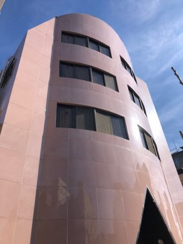 新宿区余丁町の店舗事務所