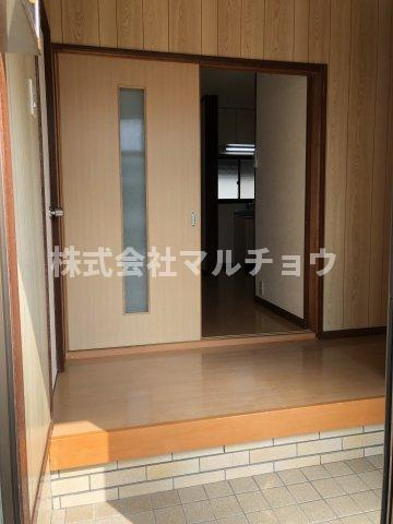 梅畑二戸一の玄関|落ち着いた玄関です