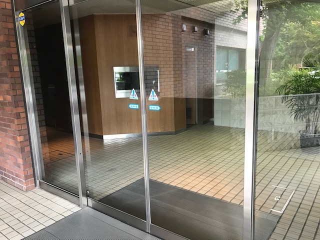 パークサイドアネックスのエントランス