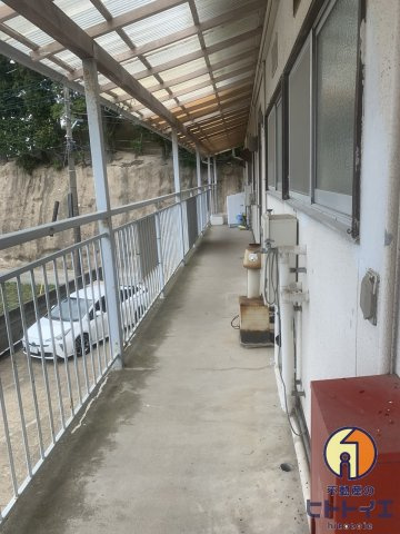 大栄アパートのロビー