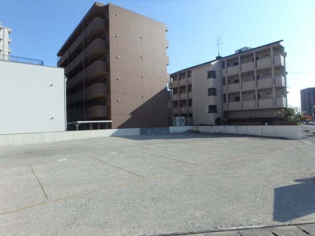 老松４丁目駐車場の駐車場