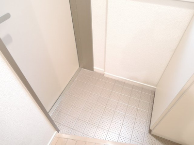 【玄関】