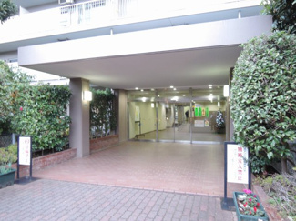 【エントランス】