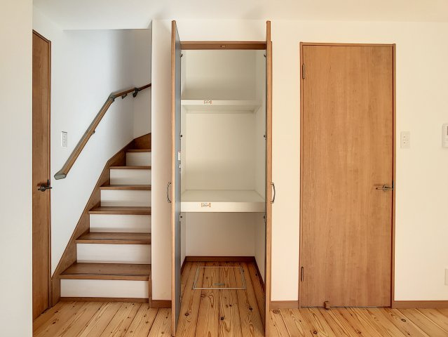 洗練された街並みに集うの収納|収納豊富です