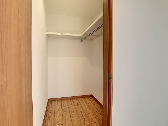 洗練された街並みに集うの収納|たっぷりとした収納スペースです