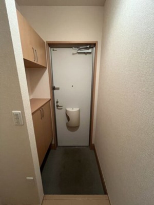 【玄関】 | ウィット北久米Ａ・Ｂ・