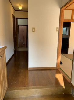 【玄関】 | 西逸見町3丁目貸家 | 玄関からです