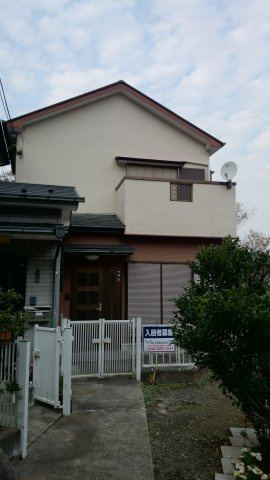 西逸見町3丁目貸家