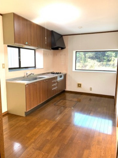 【居間・リビング】 | 西逸見町3丁目貸家 | ゆったり過ごせるリビングです