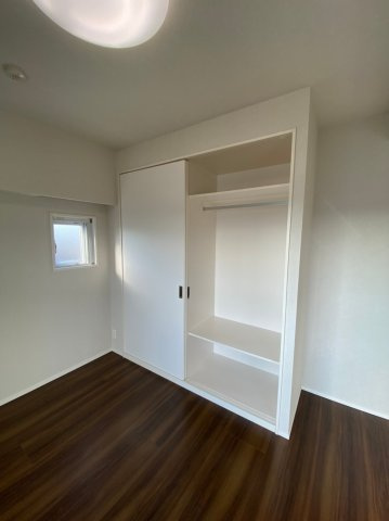 AXAS千鳥町アジールコートSta.の収納|クローゼット