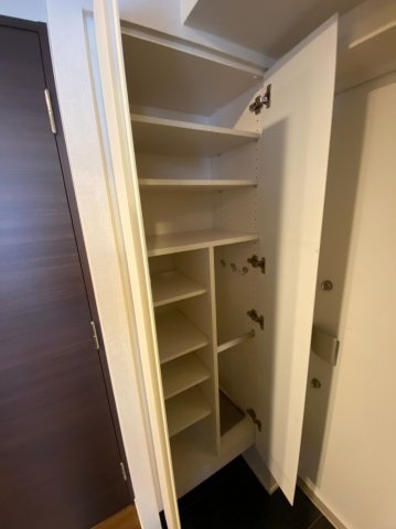 AXAS千鳥町アジールコートSta.の収納|シューズボックス