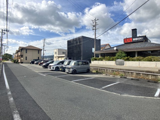 【駐車場】