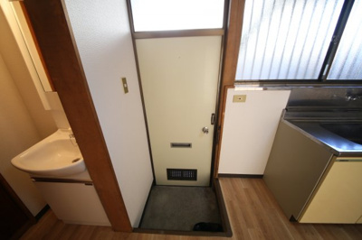 【内装】 | コーポローゼン | 玄関廻り