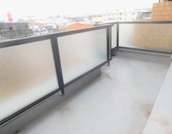 【バルコニー】