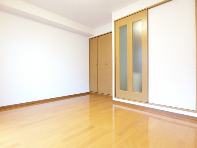 メゾンフェアリーの居間・リビング