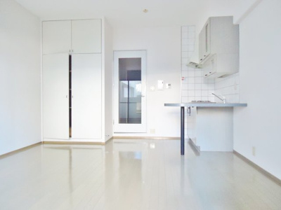 【居間・リビング】 | ダイアパレス宝町リージェント | 洋室10.7帖