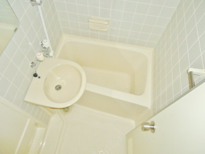 【浴室】 | ダイアパレス宝町リージェント | 鏡付き