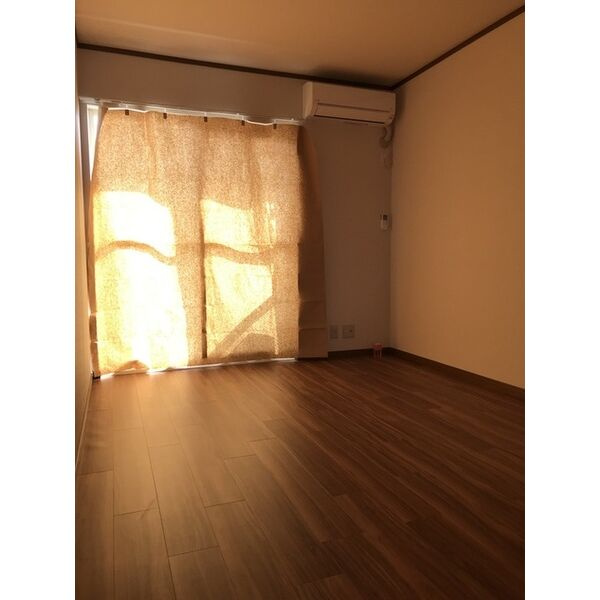 ドミールたかねの内装