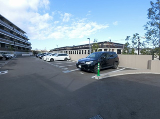 【駐車場】 | 平置き駐車場です。
