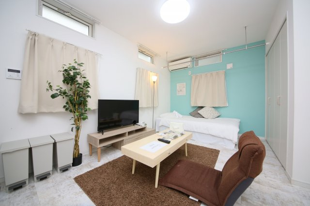 ベルセ常滑Ⅲの居間・リビング