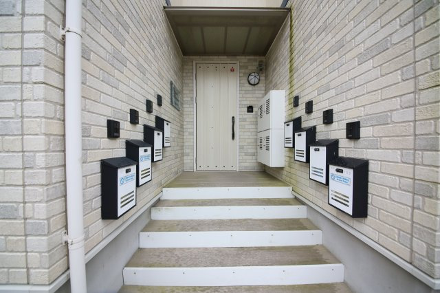 ベルセ常滑Ⅲのエントランス