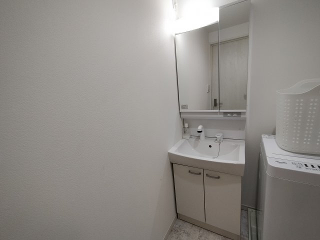 ベルセ常滑Ⅲの独立洗面台