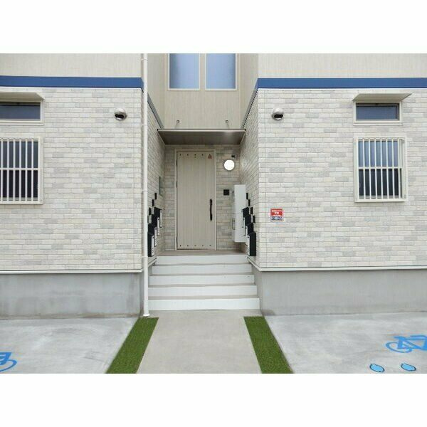 ベルセ常滑Ⅲのエントランス