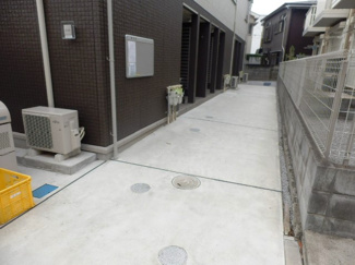 【エントランス】