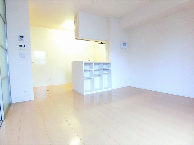 パークヒル砂川の居間・リビング